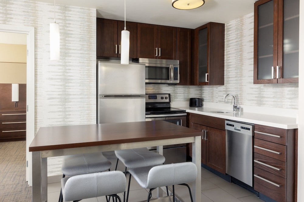 Residence Inn Las Vegas Airport — Hotel rooms in Las Vegas, Nevada