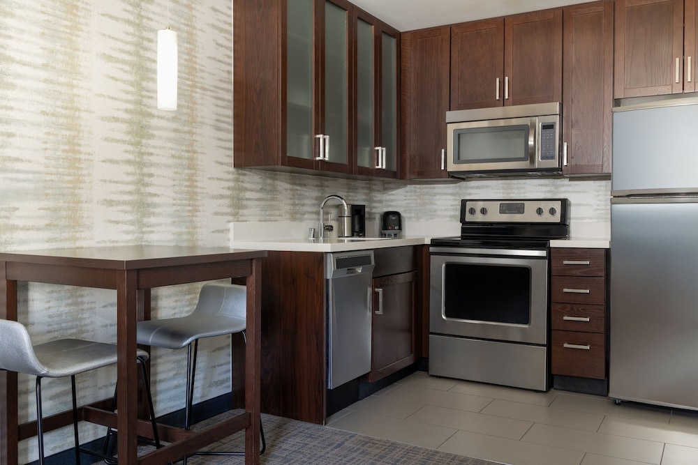 Residence Inn Las Vegas Airport — Hotel rooms in Las Vegas, Nevada
