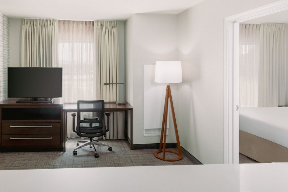Residence Inn Las Vegas Airport — Hotel rooms in Las Vegas, Nevada