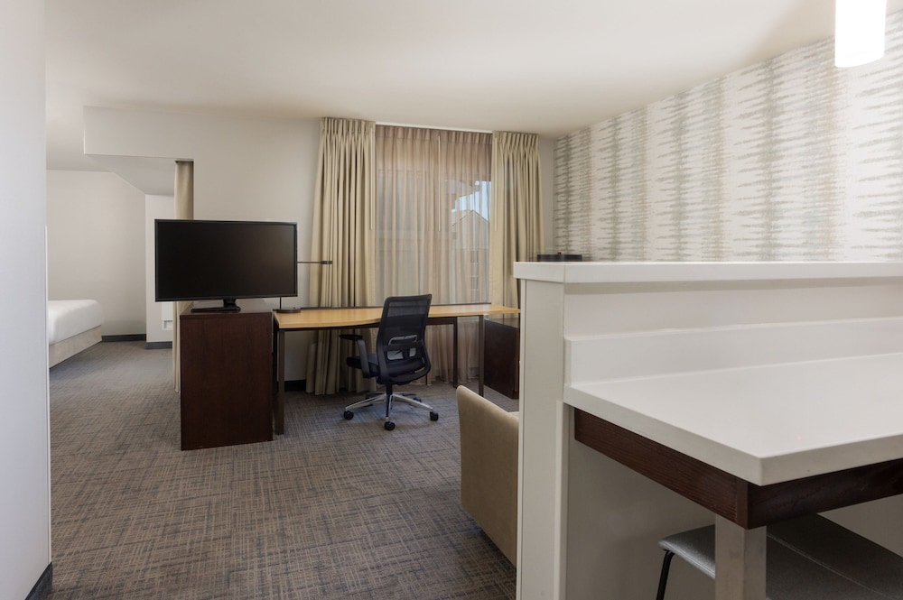 Residence Inn Las Vegas Airport — Hotel rooms in Las Vegas, Nevada