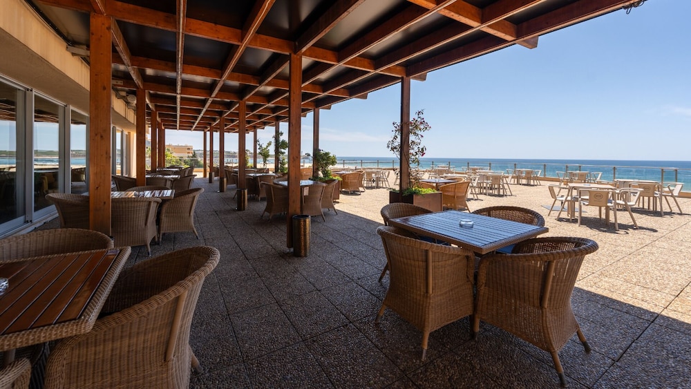 Hotel Algarve Casino — Restaurant & bars in Portimão, Faro