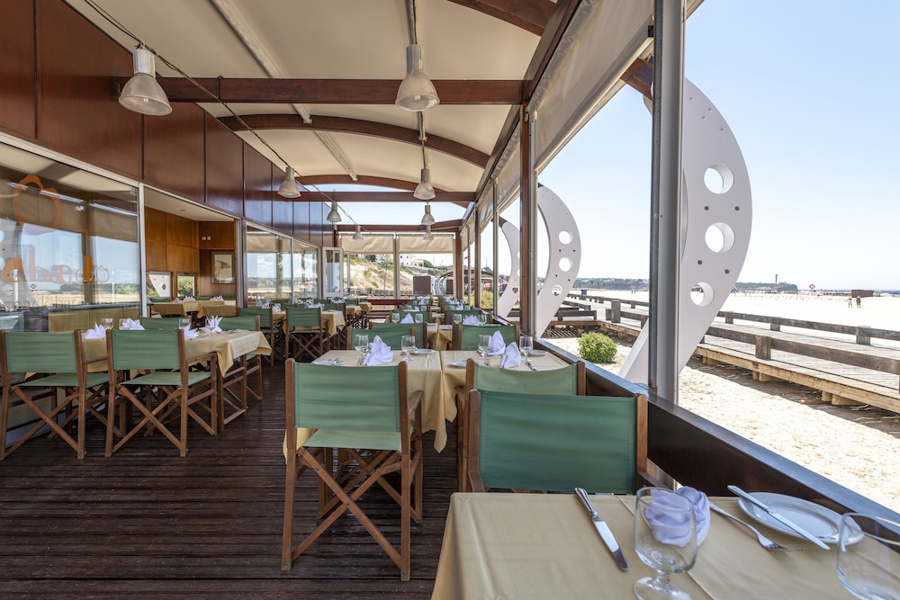 Hotel Algarve Casino — Restaurant & bars in Portimão, Faro