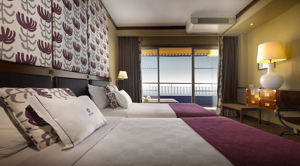Hotel Algarve Casino — Hotel rooms in Portimão, Faro