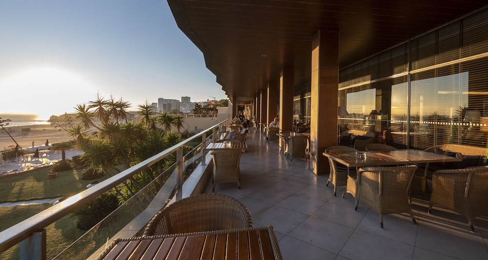Hotel Algarve Casino — Restaurant & bars in Portimão, Faro