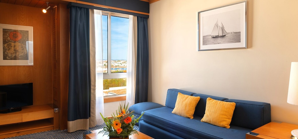 Hotel Algarve Casino — Hotel rooms in Portimão, Faro