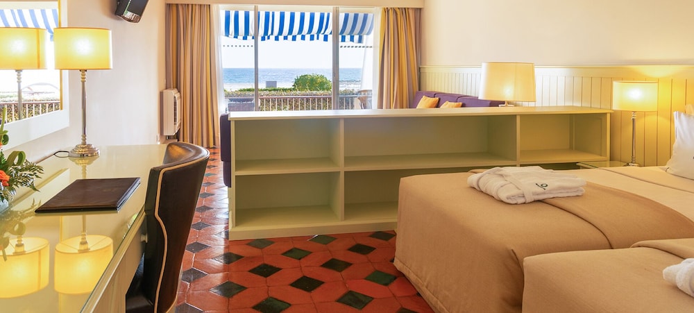 Hotel Algarve Casino — Hotel rooms in Portimão, Faro
