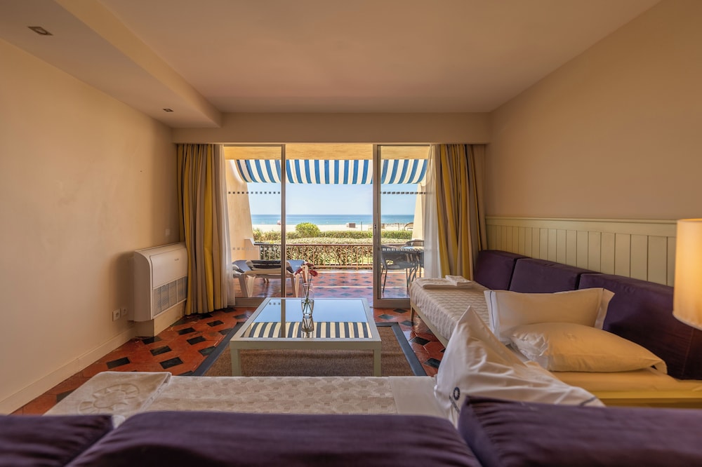 Hotel Algarve Casino — Hotel rooms in Portimão, Faro