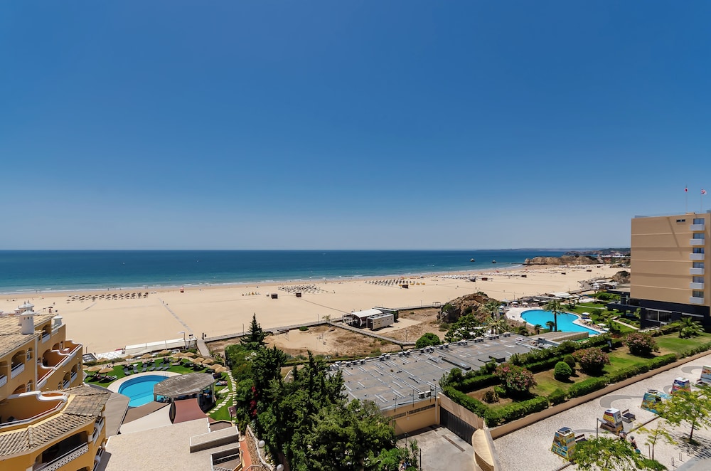 TURIM Algarve Mor Hotel — Beach in Portimão, Faro