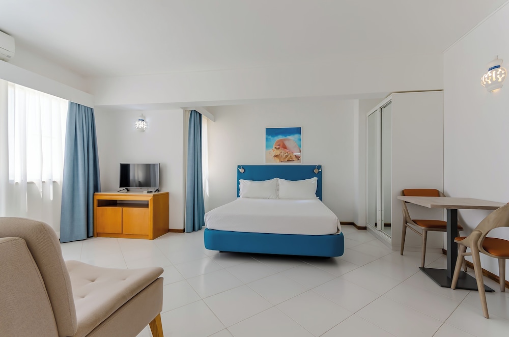 TURIM Algarve Mor Hotel — Hotel rooms in Portimão, Faro