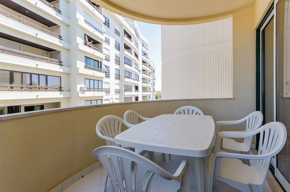 TURIM Algarve Mor Hotel — Hotel building in Portimão, Faro