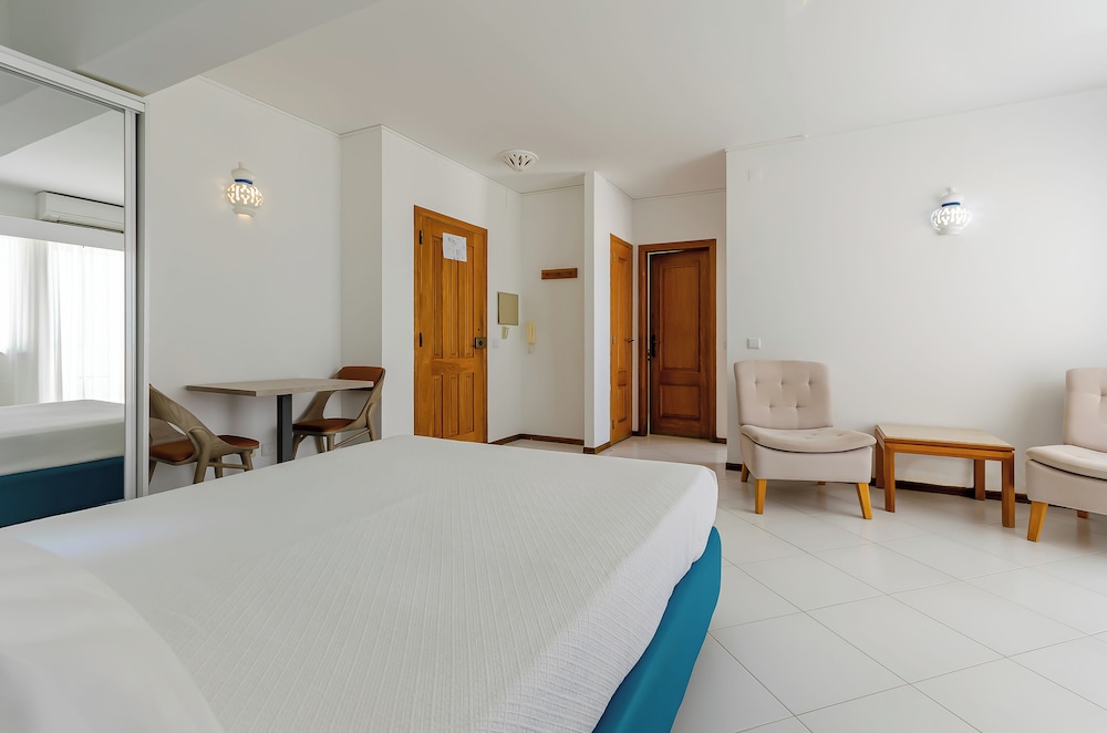 TURIM Algarve Mor Hotel — Hotel rooms in Portimão, Faro