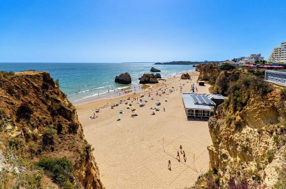TURIM Algarve Mor Hotel — Beach in Portimão, Faro