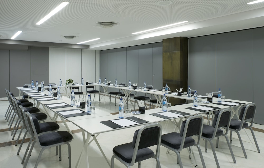 Altis Grand Hotel — Hotel building in Lisbon, Lisboa