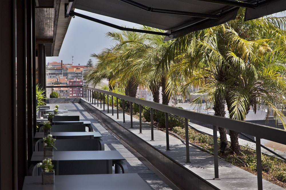 Altis Grand Hotel — Restaurant & bars in Lisbon, Lisboa