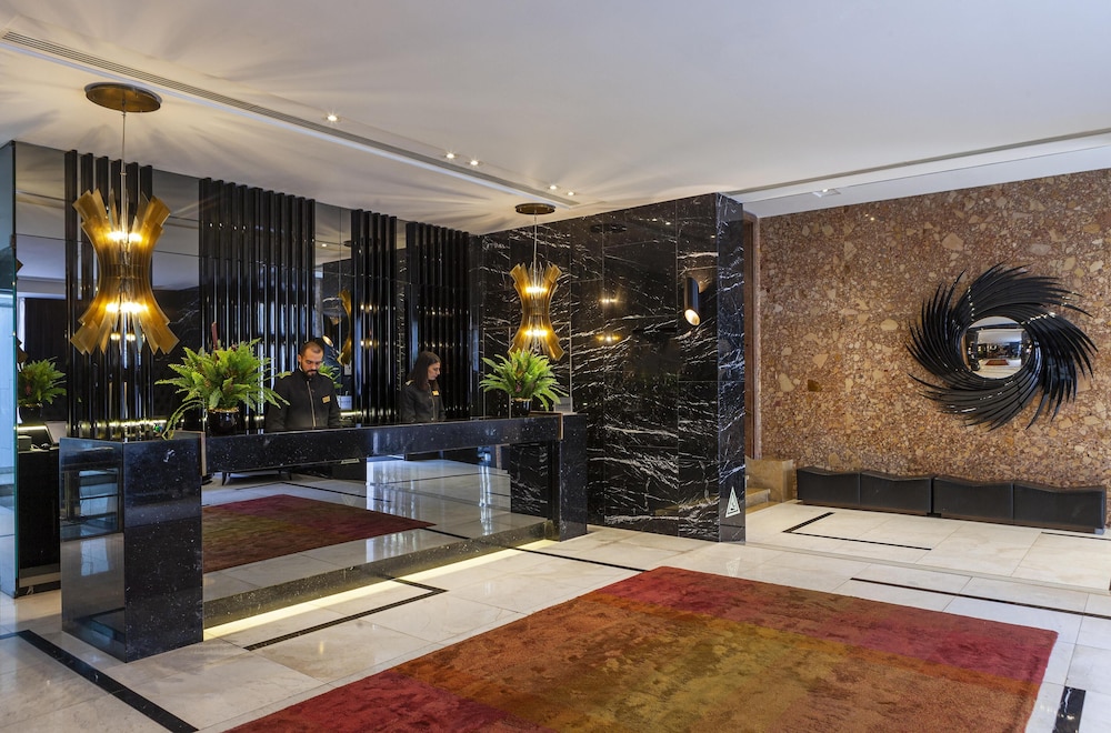 Altis Avenida Hotel, member of Preferred Hotels & Resorts — Hotel building in Lisbon, Lisboa