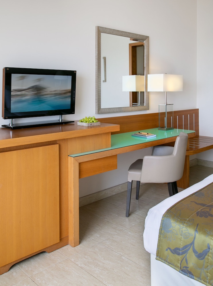 Atlantica Miramare Beach — Hotel rooms in Limassol, Limassol Region