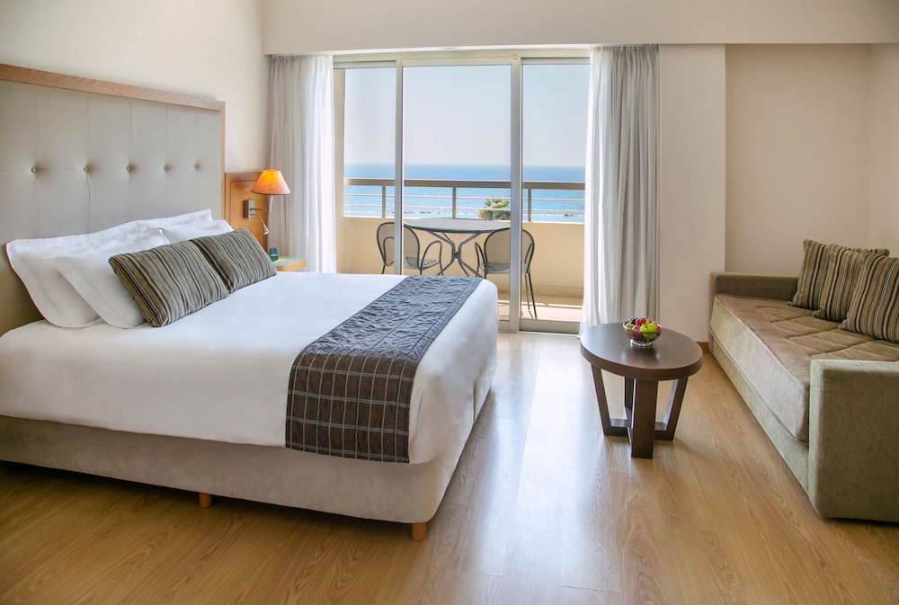 Atlantica Miramare Beach — Hotel rooms in Limassol, Limassol Region