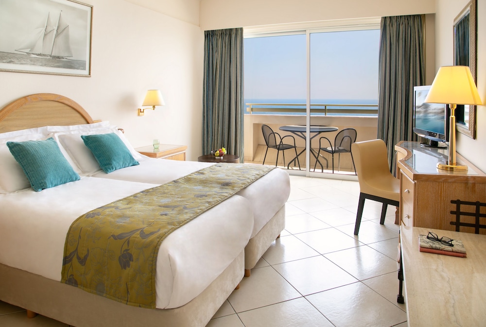 Atlantica Miramare Beach — Hotel rooms in Limassol, Limassol Region