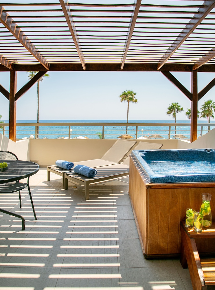 Atlantica Miramare Beach — Hotel rooms in Limassol, Limassol Region