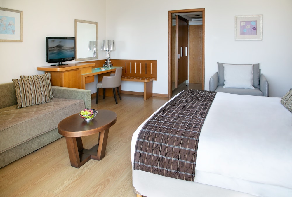 Atlantica Miramare Beach — Hotel rooms in Limassol, Limassol Region