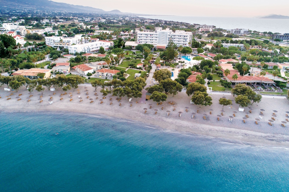Atlantis Hotel — Beach in Kos Town, South Aegean