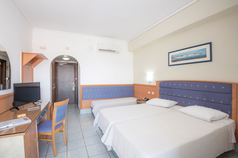 Atlantis Hotel — Hotel rooms in Kos Town, South Aegean