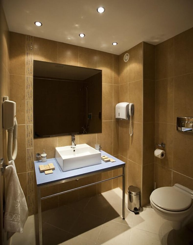 Azalia Hotel Balneo & SPA — Hotel rooms in Varna, Varna Region