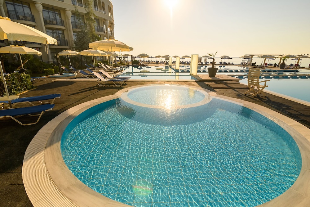 Azalia Hotel Balneo & SPA - zdjęcie 2