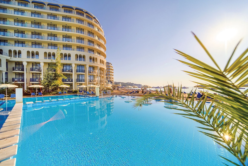 Azalia Hotel Balneo & SPA