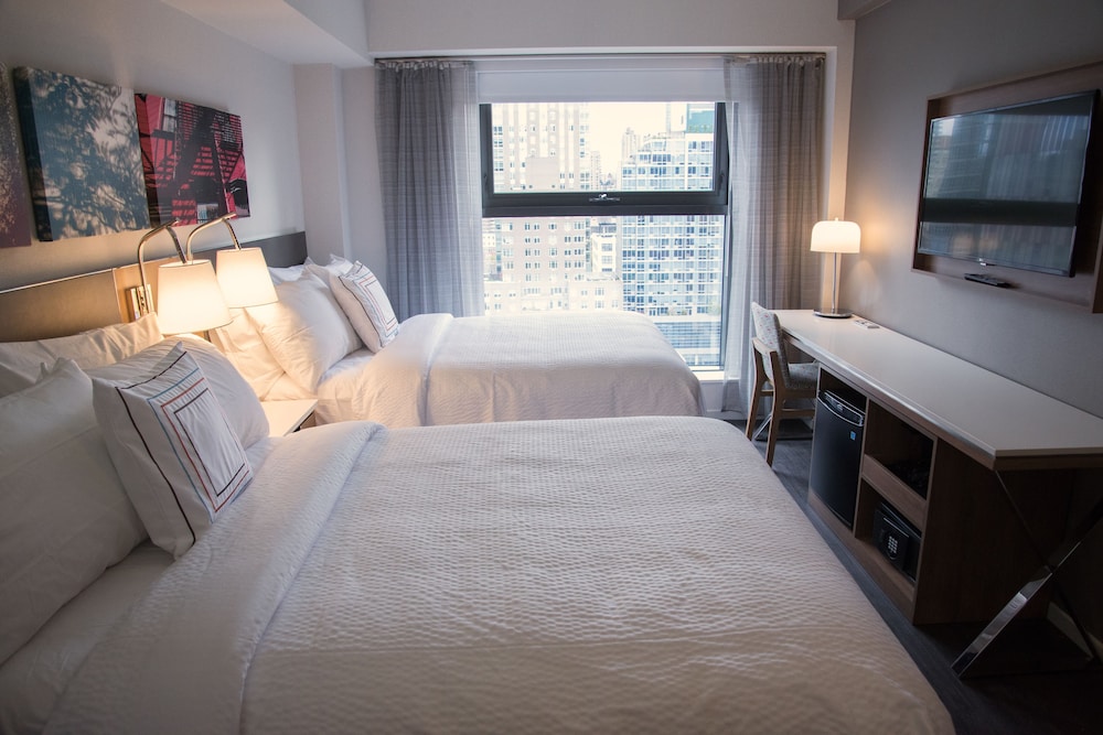 Fairfield Inn & Suites New York Manhattan / Central Park — Hotel rooms in New York City, New York State