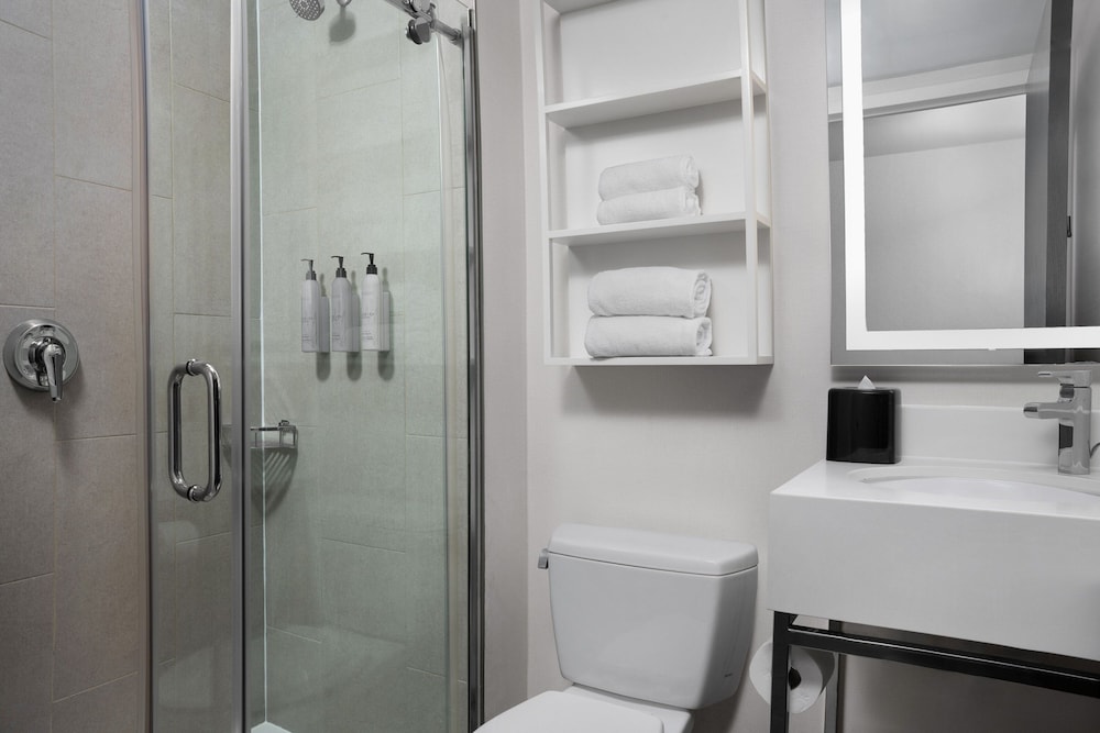 Fairfield Inn & Suites New York Manhattan / Central Park — Hotel rooms in New York City, New York State