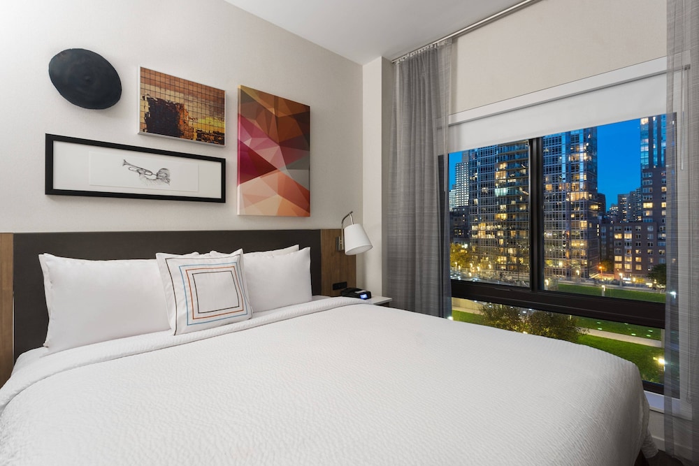 Fairfield Inn & Suites New York Manhattan / Central Park — Hotel rooms in New York City, New York State