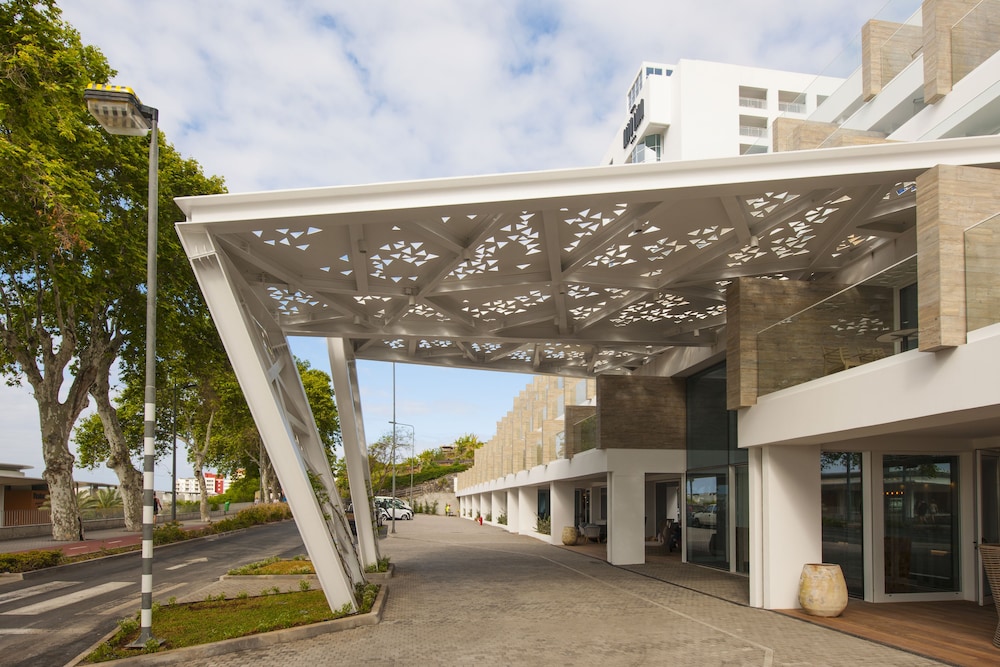 Hotel Alto Lido — Hotel building in Funchal, Madeira