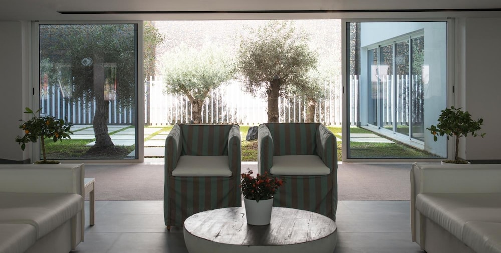 Hotel Alto Lido — Hotel building in Funchal, Madeira