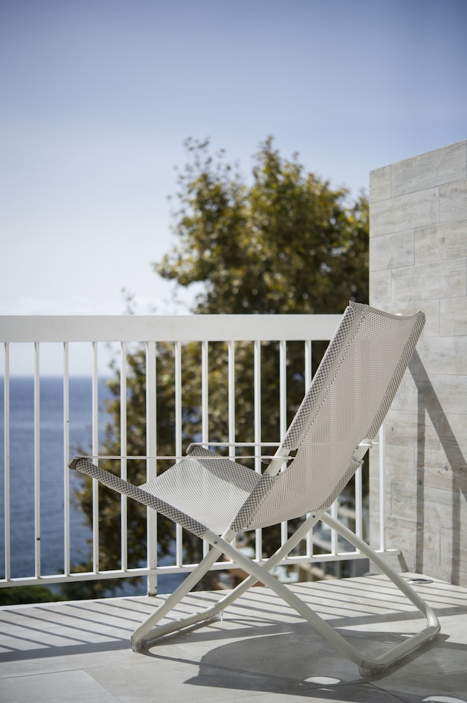 Hotel Alto Lido — Hotel building in Funchal, Madeira