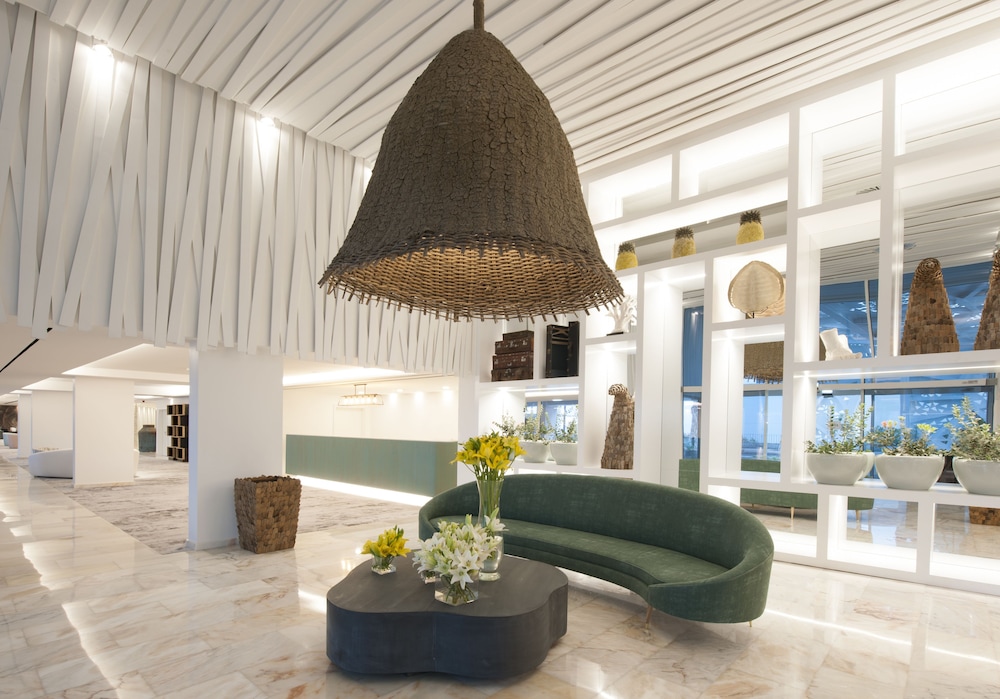 Hotel Alto Lido — Hotel building in Funchal, Madeira