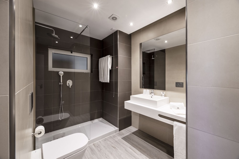 Alvormar Apartamentos Turísticos — Hotel rooms in Alvor, Faro
