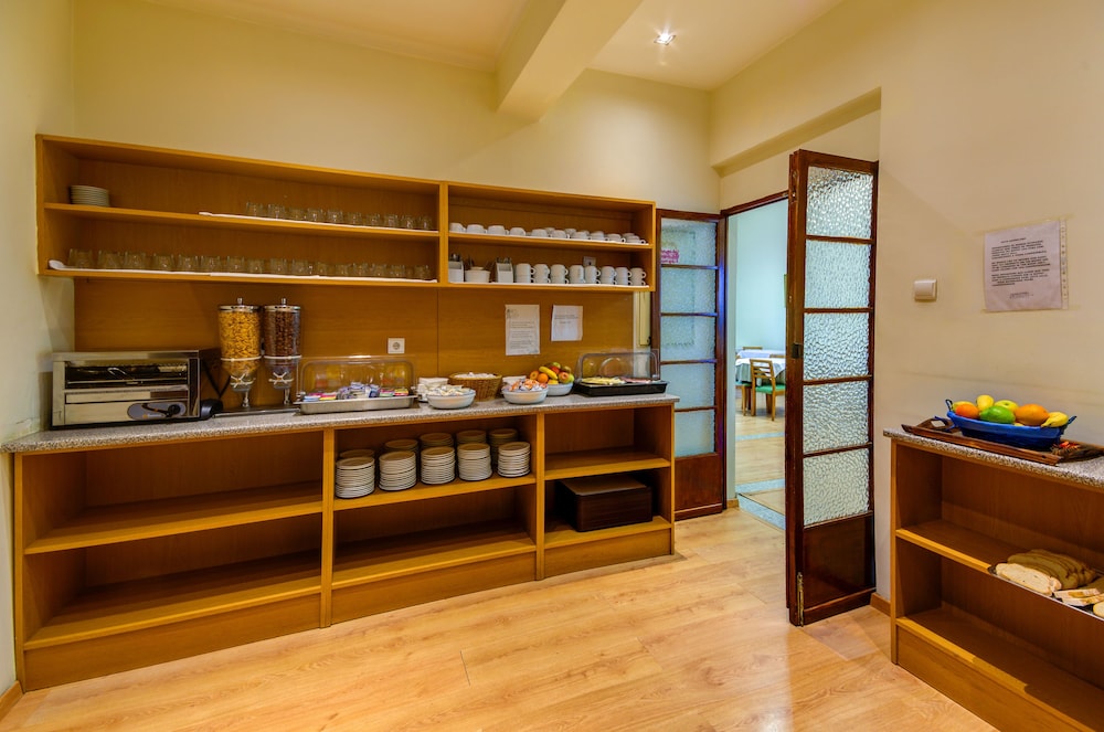 Hotel Inn Rossio — Restaurant & bars in Lisbon, Lisboa