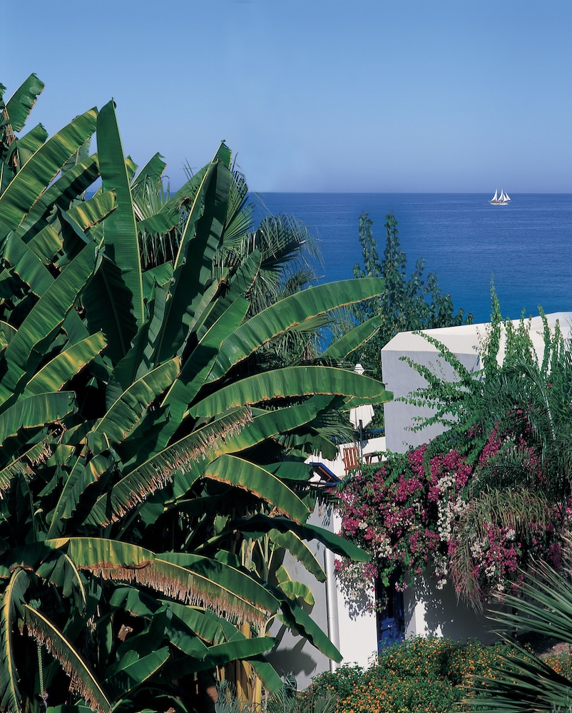 Azia Resort and Spa — Hotel building in Chlorakas, Paphos Region