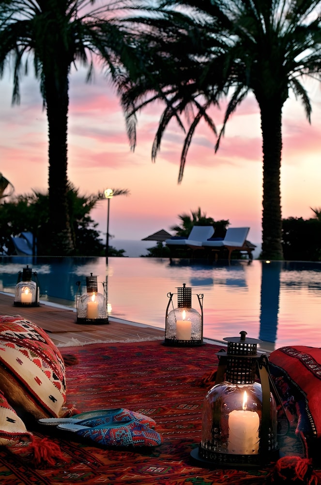 Azia Resort and Spa — Swimming pool in Chlorakas, Paphos Region