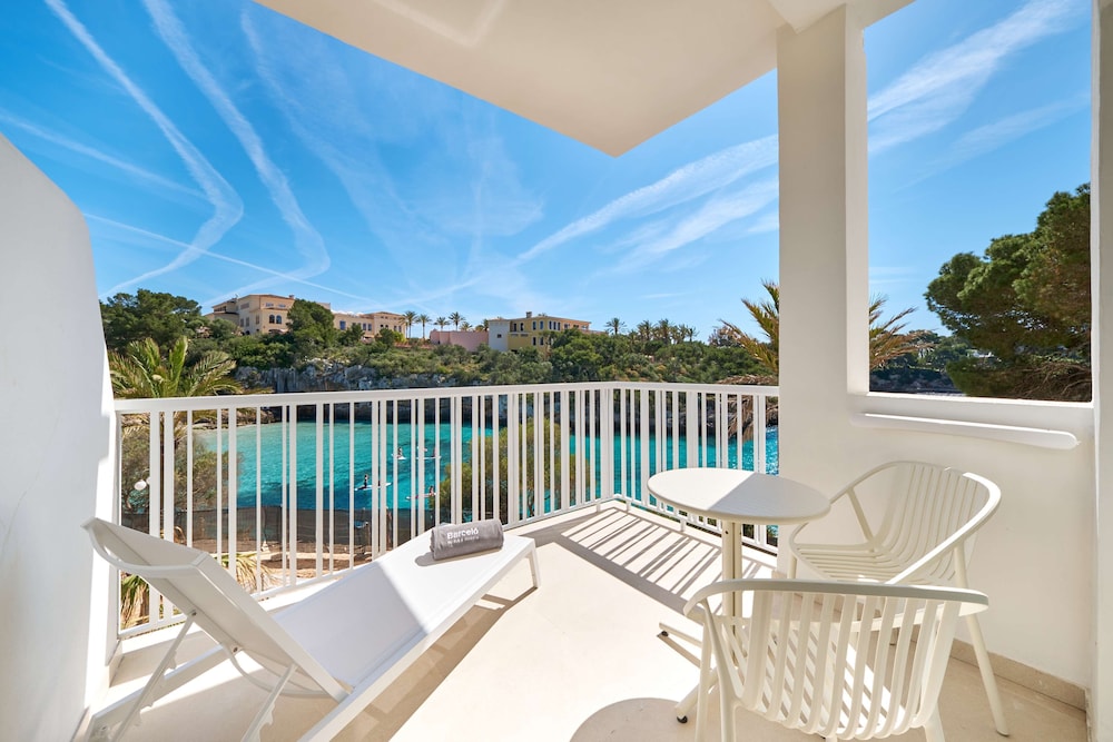 Barceló Ponent Beach — Hotel rooms in Cala d´Or, Balearic Islands