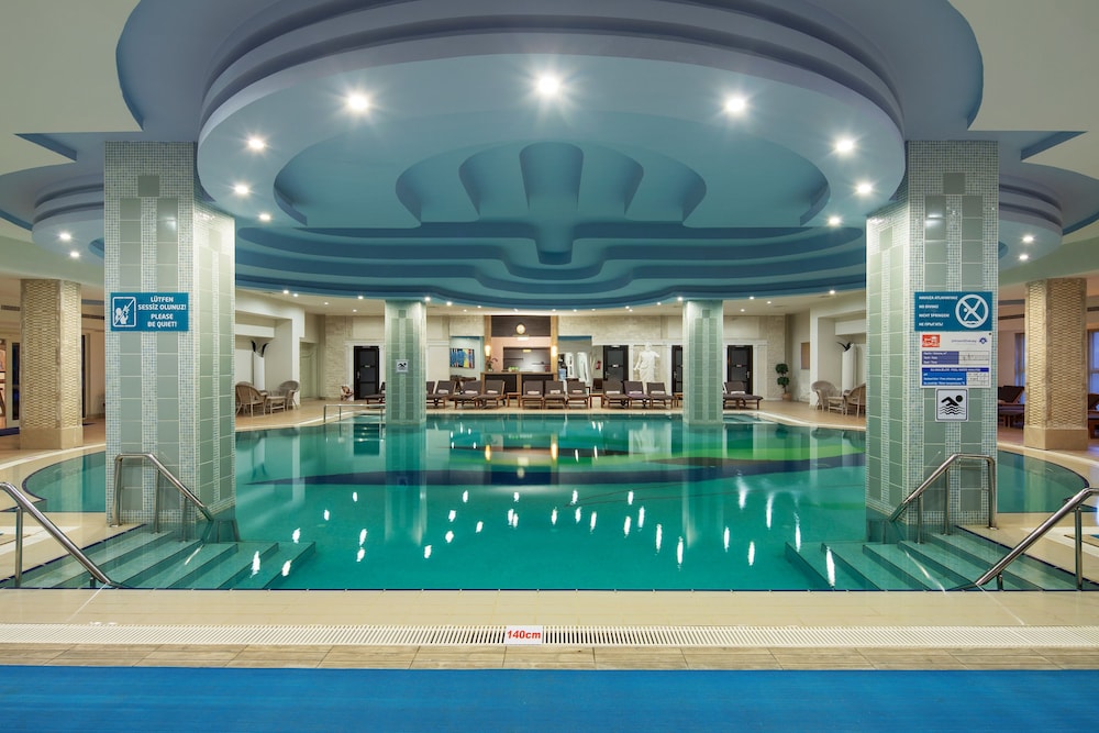 Crystal Tat Beach Pearl Collection - All inclusive — Pool in Belek