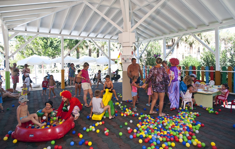Crystal Tat Beach Pearl Collection - All inclusive — Facilities in Belek