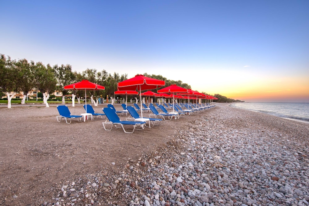 Bayside Hotel Katsaras — Beach in Kremasti, South Aegean