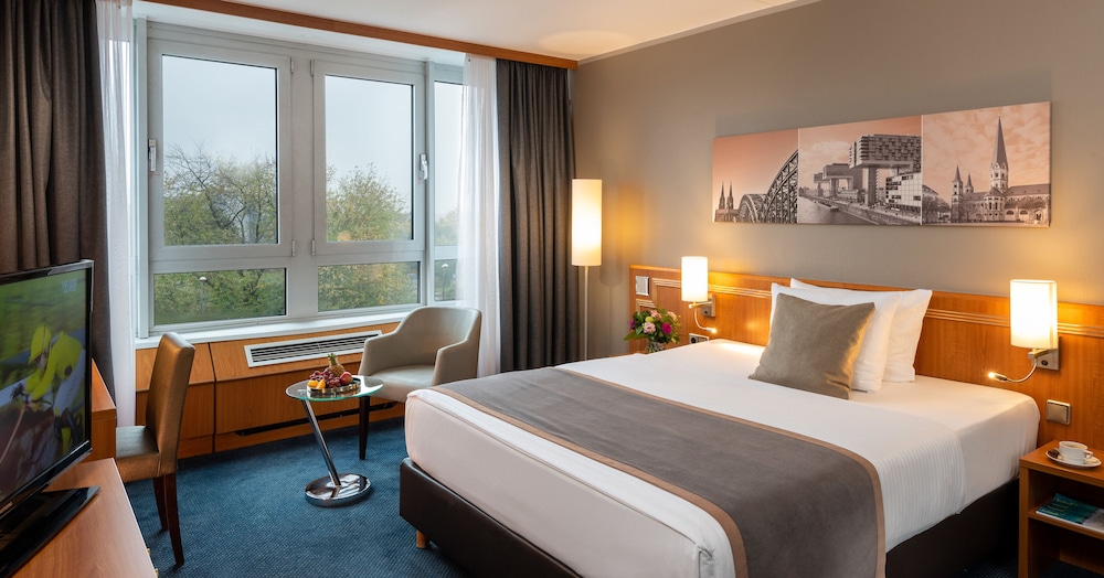 Leonardo Hotel Köln Bonn Airport — Hotel rooms in Cologne, North Rhine-Westphalia