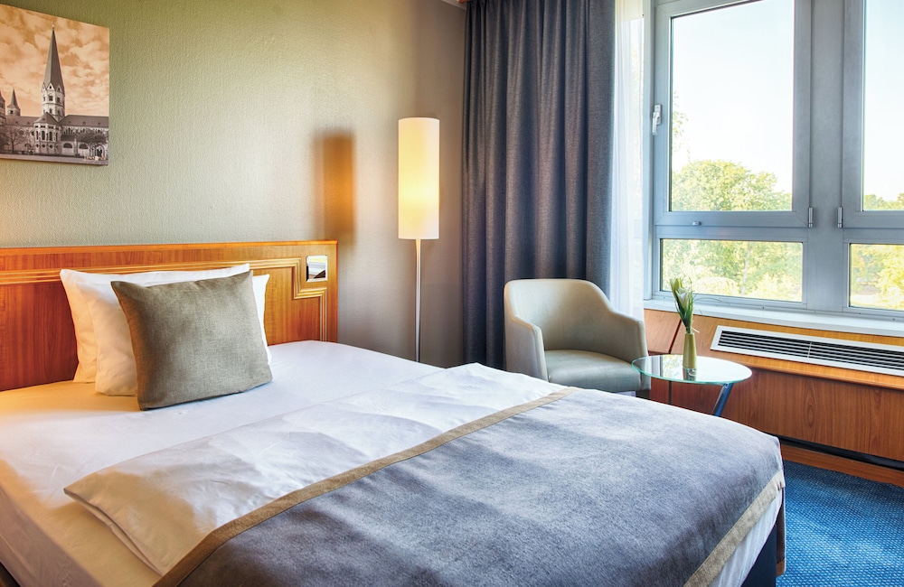 Leonardo Hotel Köln Bonn Airport — Hotel rooms in Cologne, North Rhine-Westphalia