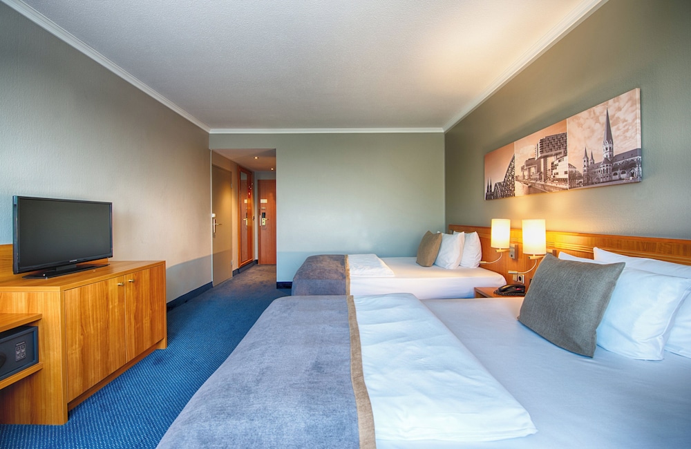 Leonardo Hotel Köln Bonn Airport — Hotel rooms in Cologne, North Rhine-Westphalia