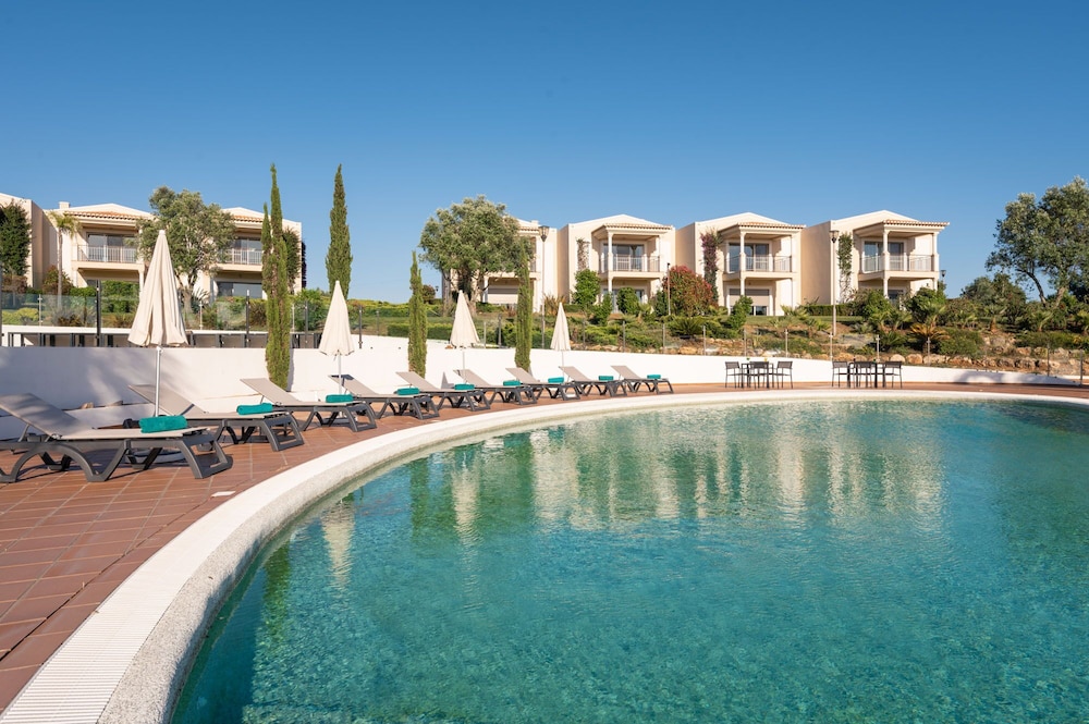 Vale da Lapa Village Resort — Main photo in Carvoeiro, Faro