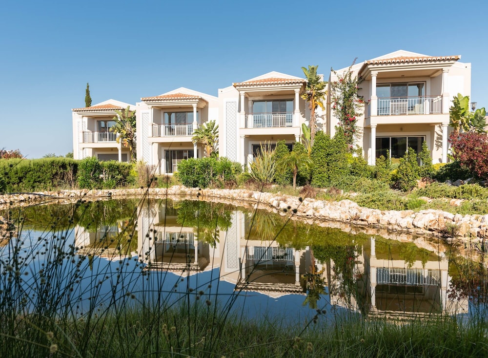 Vale da Lapa Village Resort — Hotel building in Carvoeiro, Faro