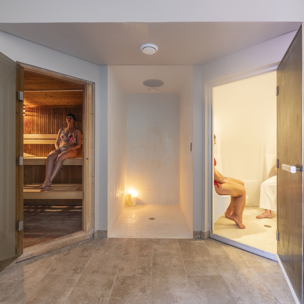 Vale da Lapa Village Resort — Spa in Carvoeiro, Faro